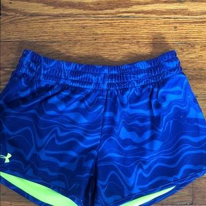 Under armour workout shorts size small